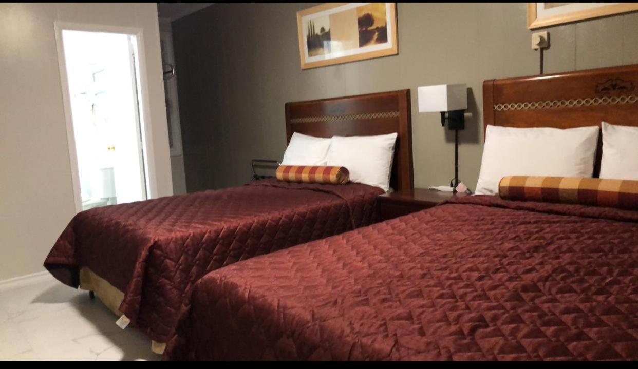 Traveller'S Motel パリーサウンド エクステリア 写真